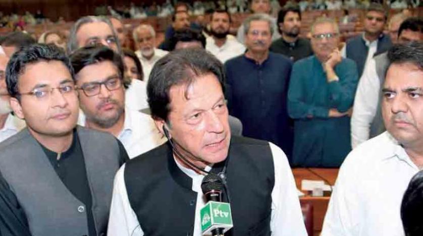 باكستان عمران خان بين المحاكمة وخشية الاغتيال جلنار Jollanar