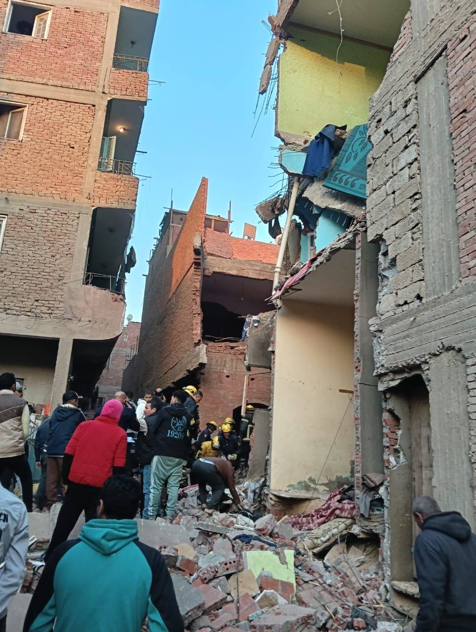 Le Caire Effondrement dun immeuble faisant 10 morts جلنار Jollanar