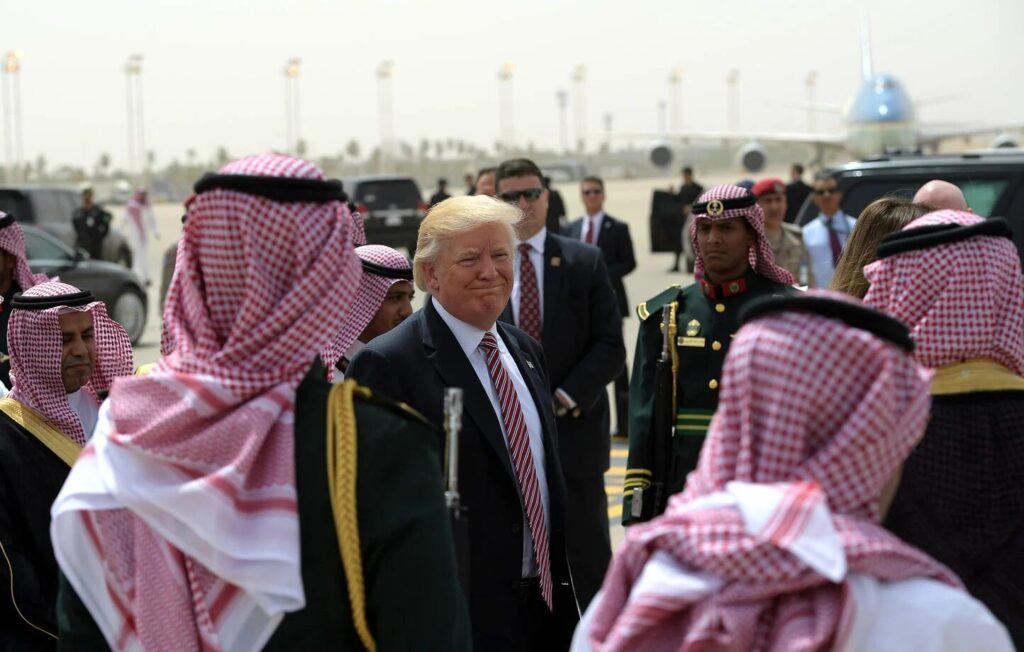 visite de trump en arabie saoudite et contrats de 600 milliards de dollars جلنار Jollanar