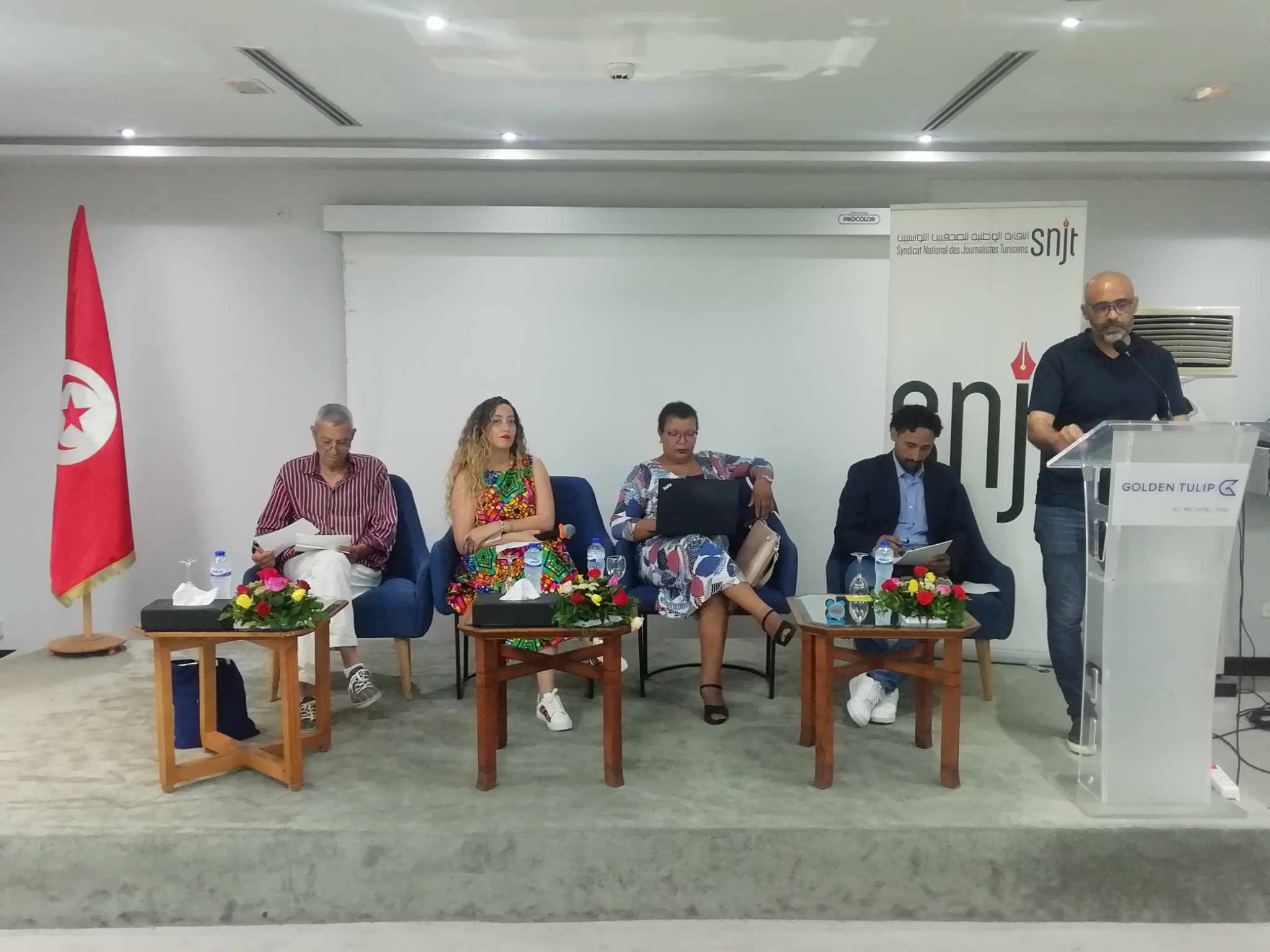 Conférence SNJT contre linfox جلنار Jollanar
