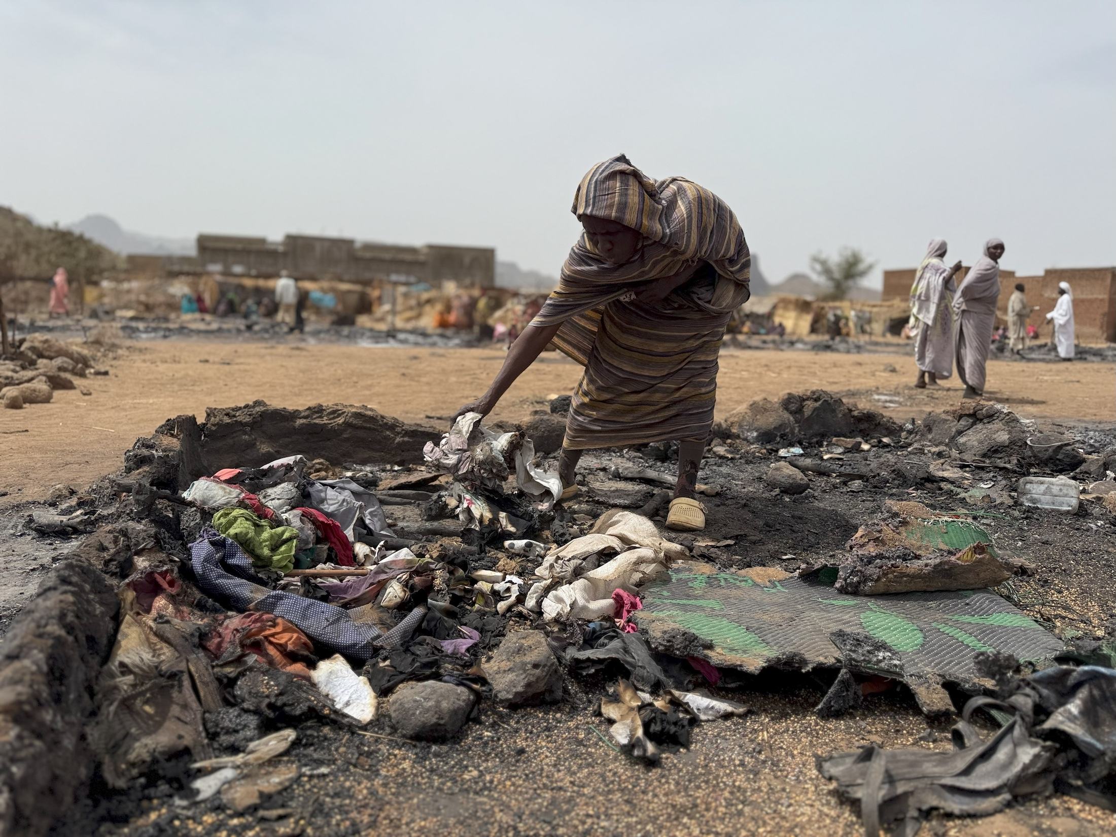 génocide au camp des réfugiés el facher جلنار Jollanar